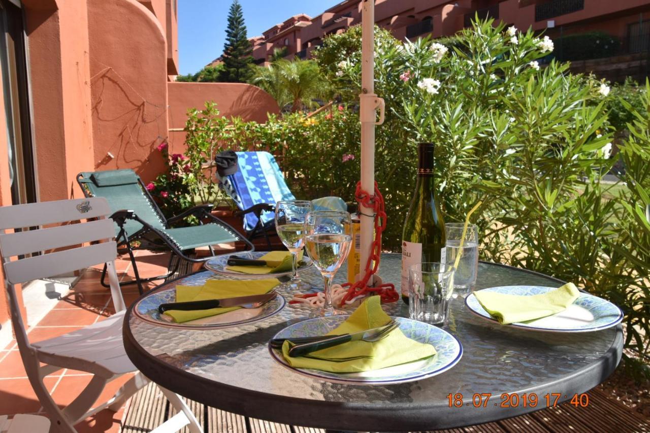 Luxury 2-Bedrooms & Bathrooms Estepona Apartment Экстерьер фото