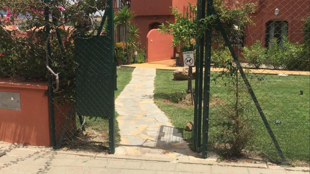 Luxury 2-Bedrooms & Bathrooms Estepona Apartment Экстерьер фото